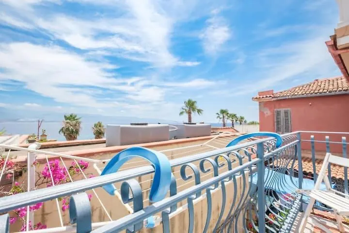Apartament Blue Eden Strait Mesyna