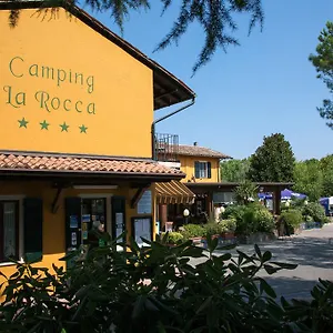 https://camping-la-rocca.it-lombardy.com