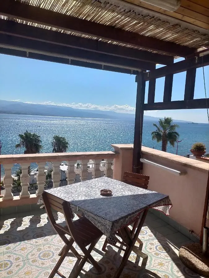 Blue Eden Strait Appartement Messina