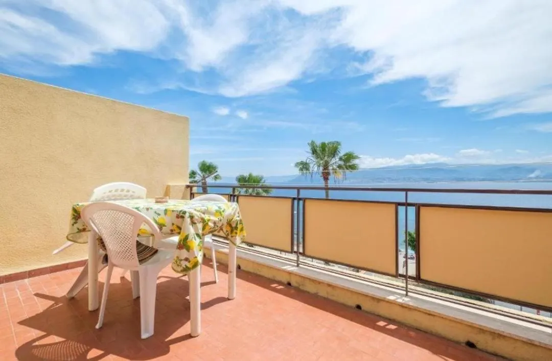 Blue Eden Strait Appartement Messina